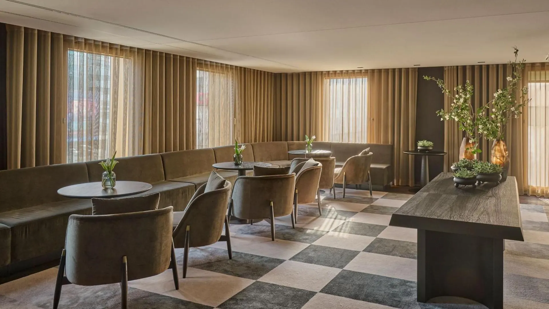 ***** Otel Koenigshof, A Luxury Collection Hotel, Münih Almanya