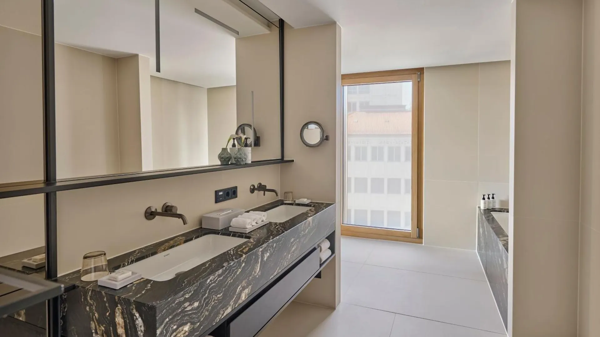 Koenigshof, A Luxury Collection Hotel, Münih 5*,  Almanya