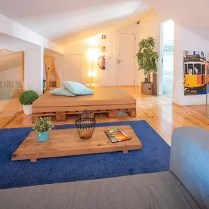 Hostel We F Tourists Lisbon